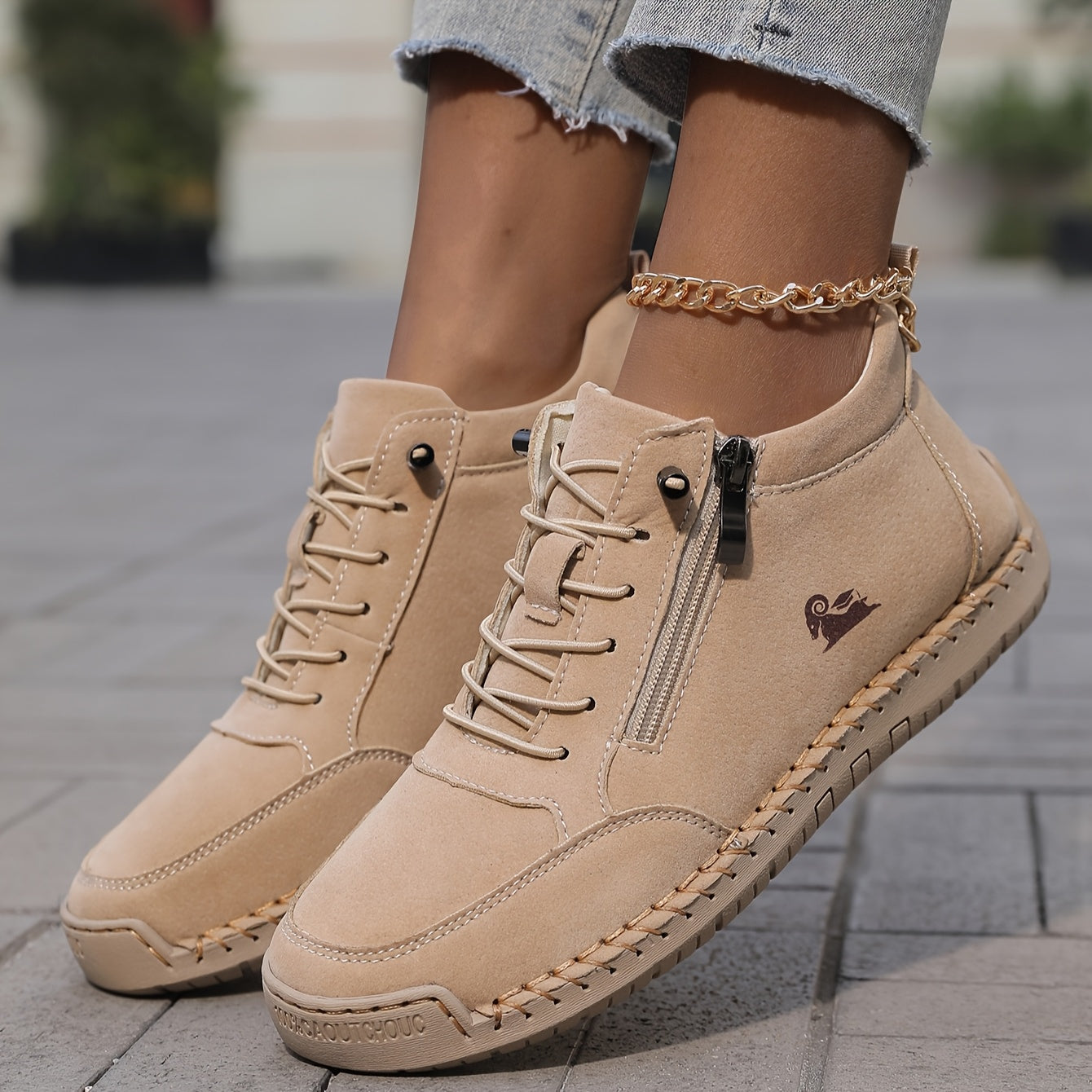 Mila Comfortable Zipper Sneakers