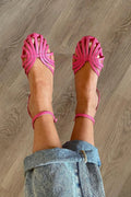 Meredith | Elegant Vintage Sandals
