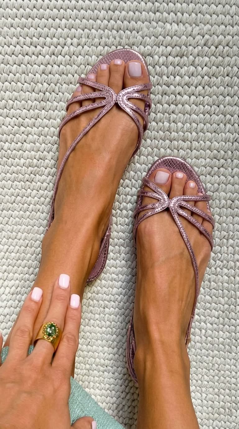 Emilia – Golden Elegance Sandals