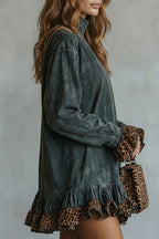 Selvatta – Leopard trim ruffle – Suede mini dress