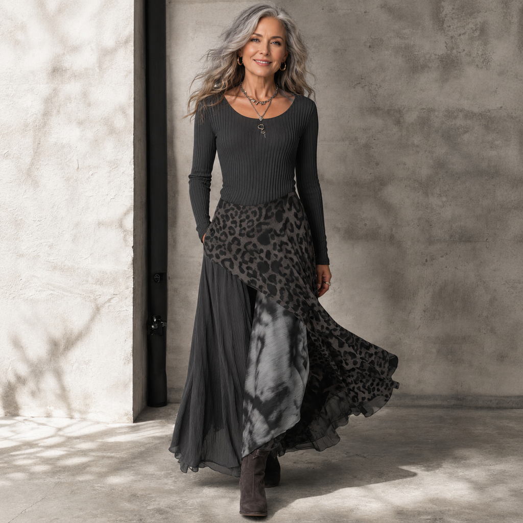 Fenna™ | Long Dress with Leopard Accent – Bold Elegance & Flowing Femininity