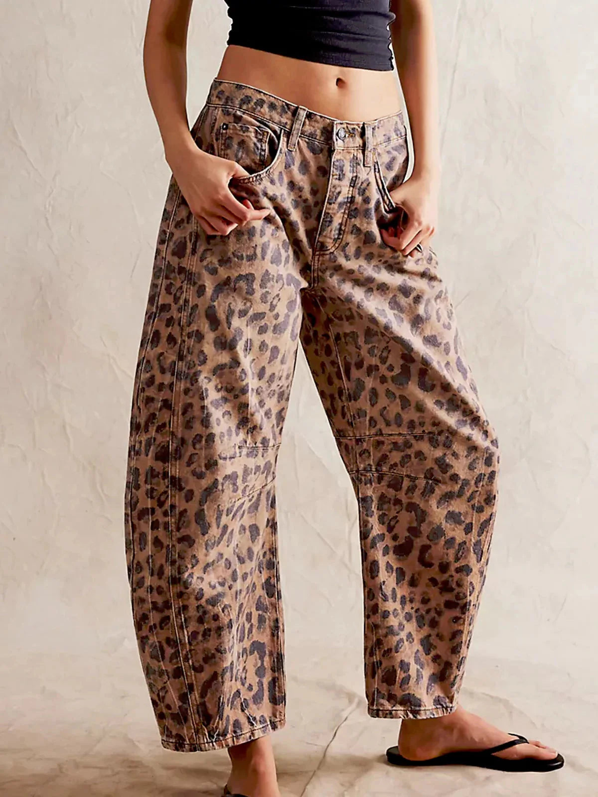 Zephyrine - Leopard Print Barrel Jeans