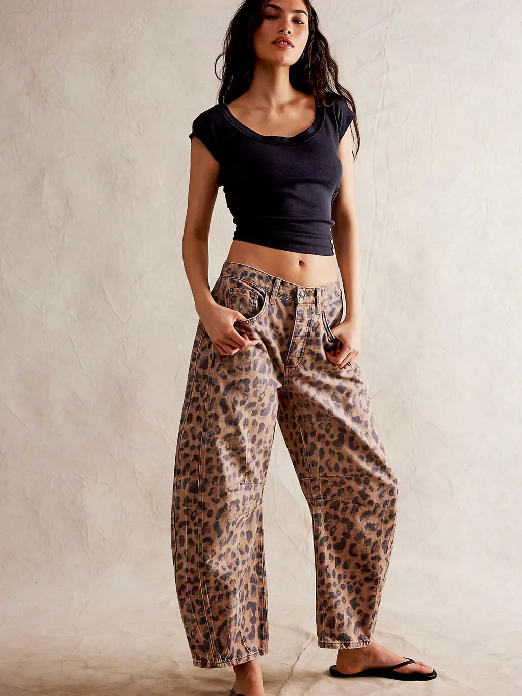 Zephyrine - Leopard Print Barrel Jeans