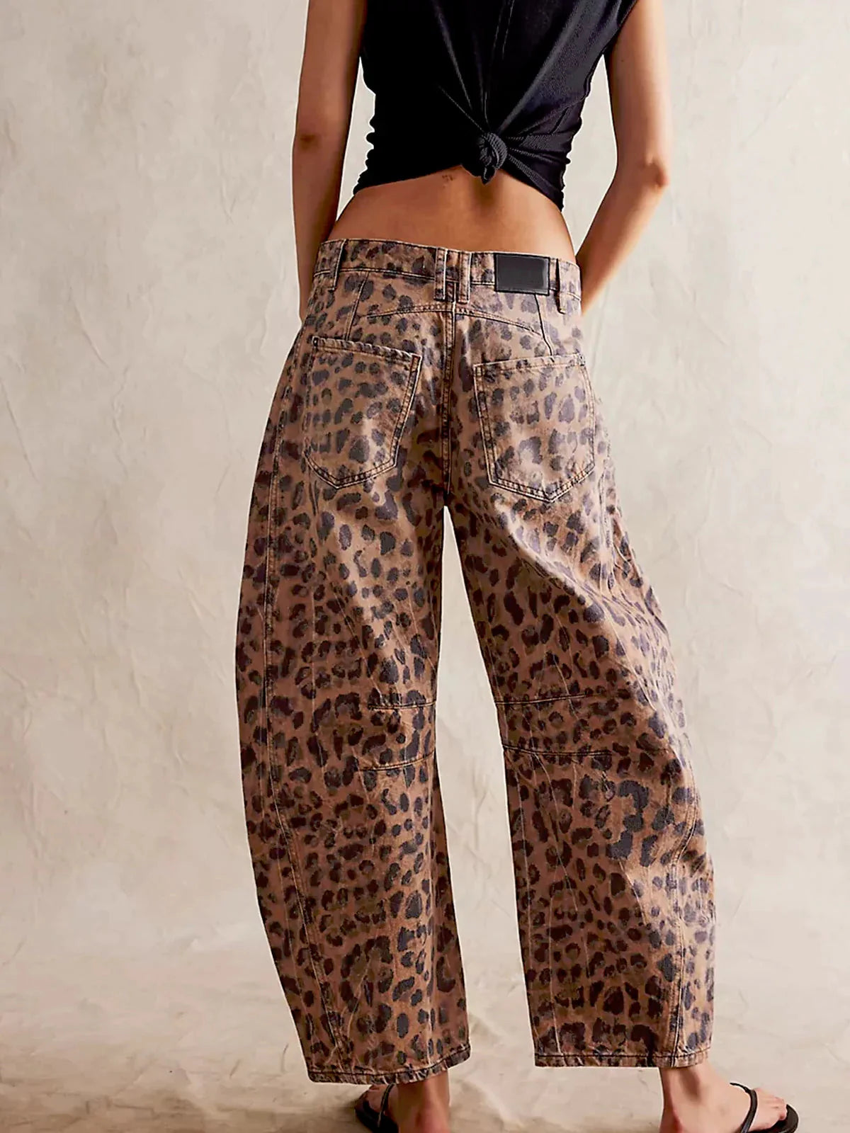 Zephyrine - Leopard Print Barrel Jeans